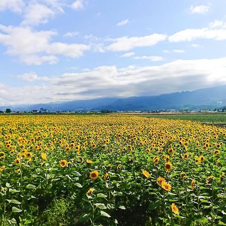 Meguminoyu Hotel NakaNakafurano Екстериор снимка